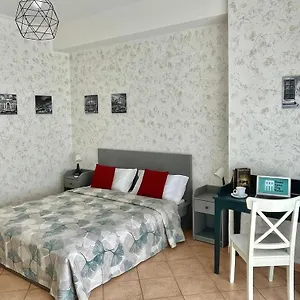 https://rome-open-city-home.it-romehotels.com